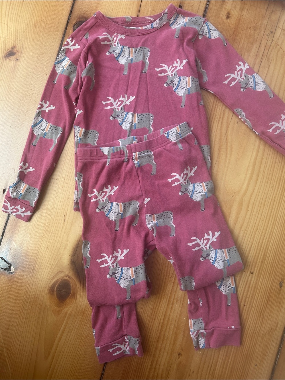 Tea Collection Mauve Reindeer Kids Pajama Set